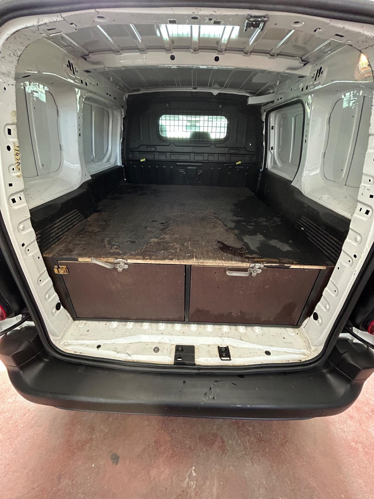 Toyota proace 3 posti