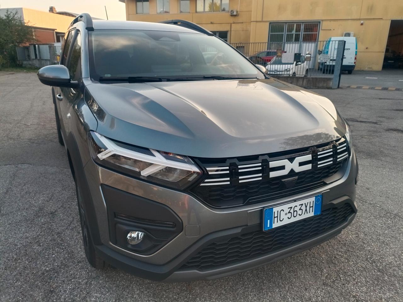 Dacia Jogger Hybrid 7 posti Expression