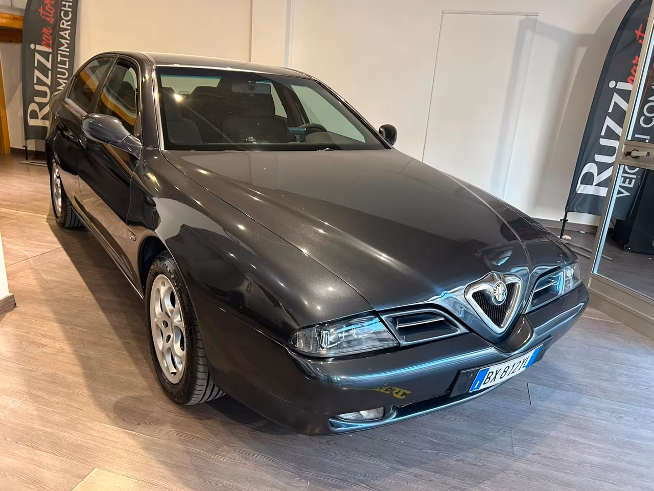 Alfa Romeo 166 2.4 JTD cat Distinctive Uniproprietario