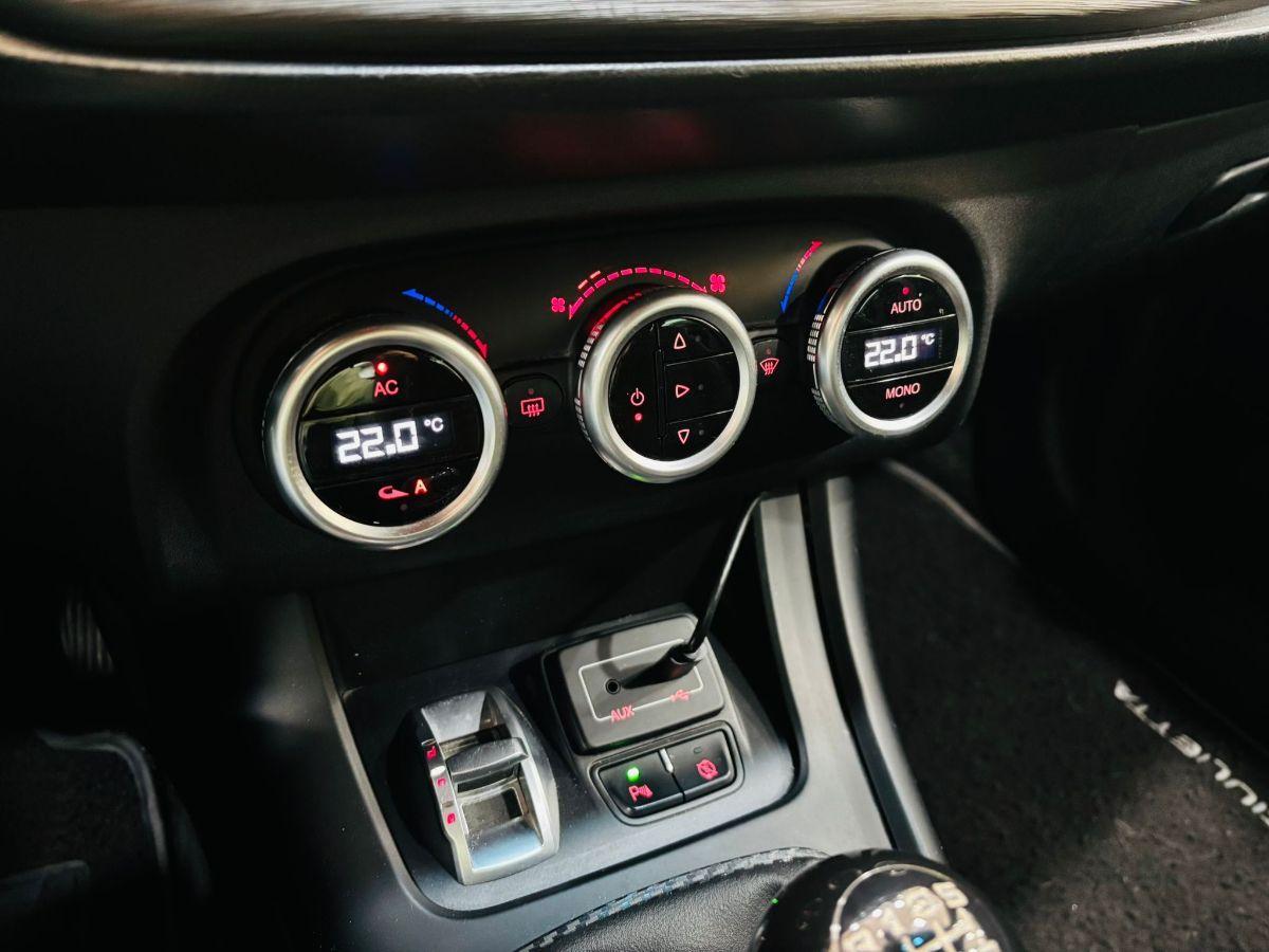 Alfa Romeo Giulietta 1.6 Jtdm-2 120cv Sport Facelift