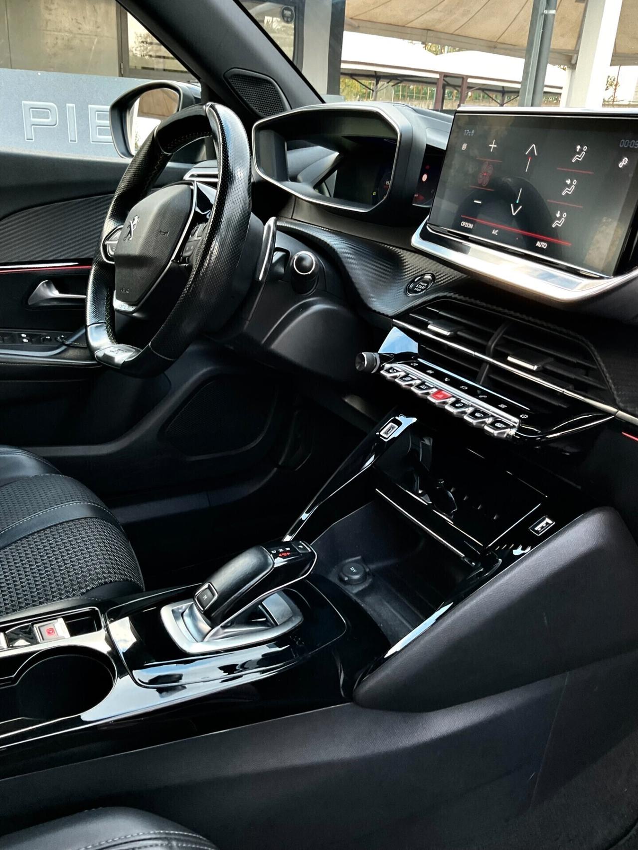 Peugeot 2008 BlueHDi 100 S&S GT LINE EAT8