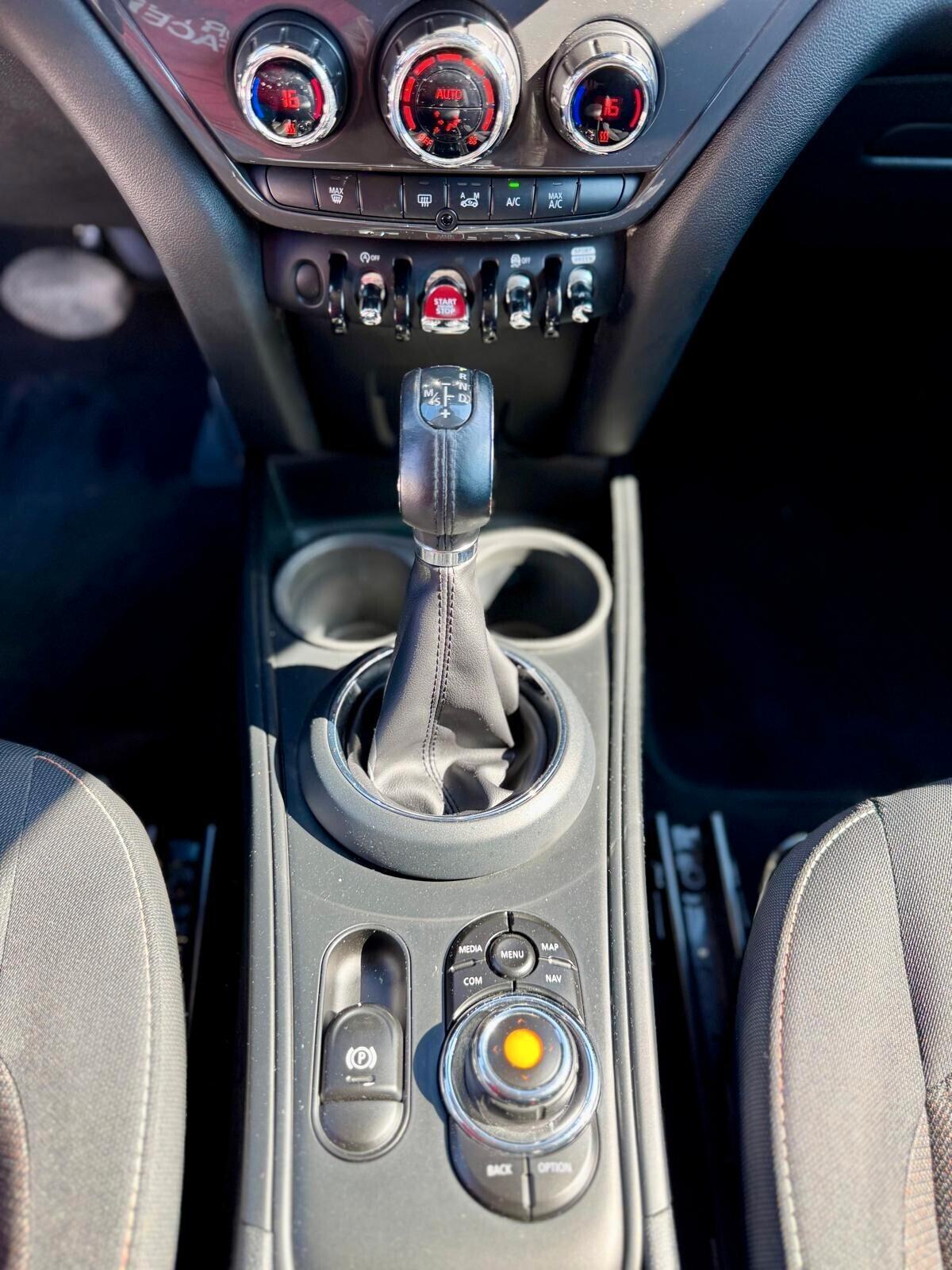 Mini Cooper SD Countryman 2.0 Hype Automatica