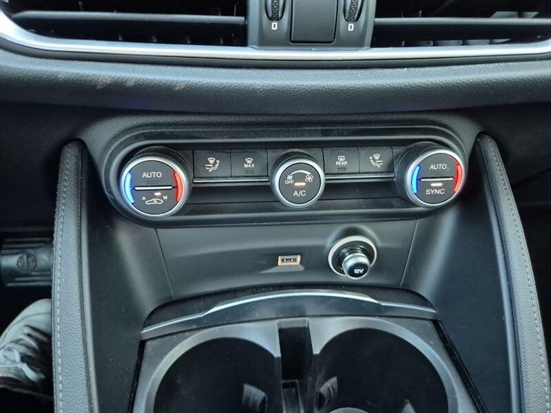 Alfa Romeo Stelvio 2.2 Turbodiesel 190 CV AT8 Q4 Super