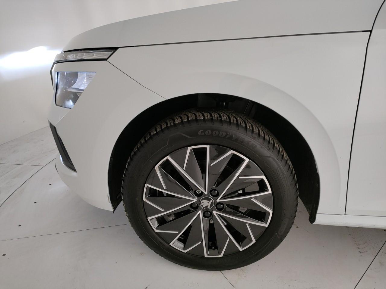 SKODA Kamiq 1.0 tsi Black Dots 115cv