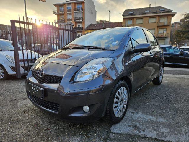 TOYOTA Yaris 1.0 5 porte