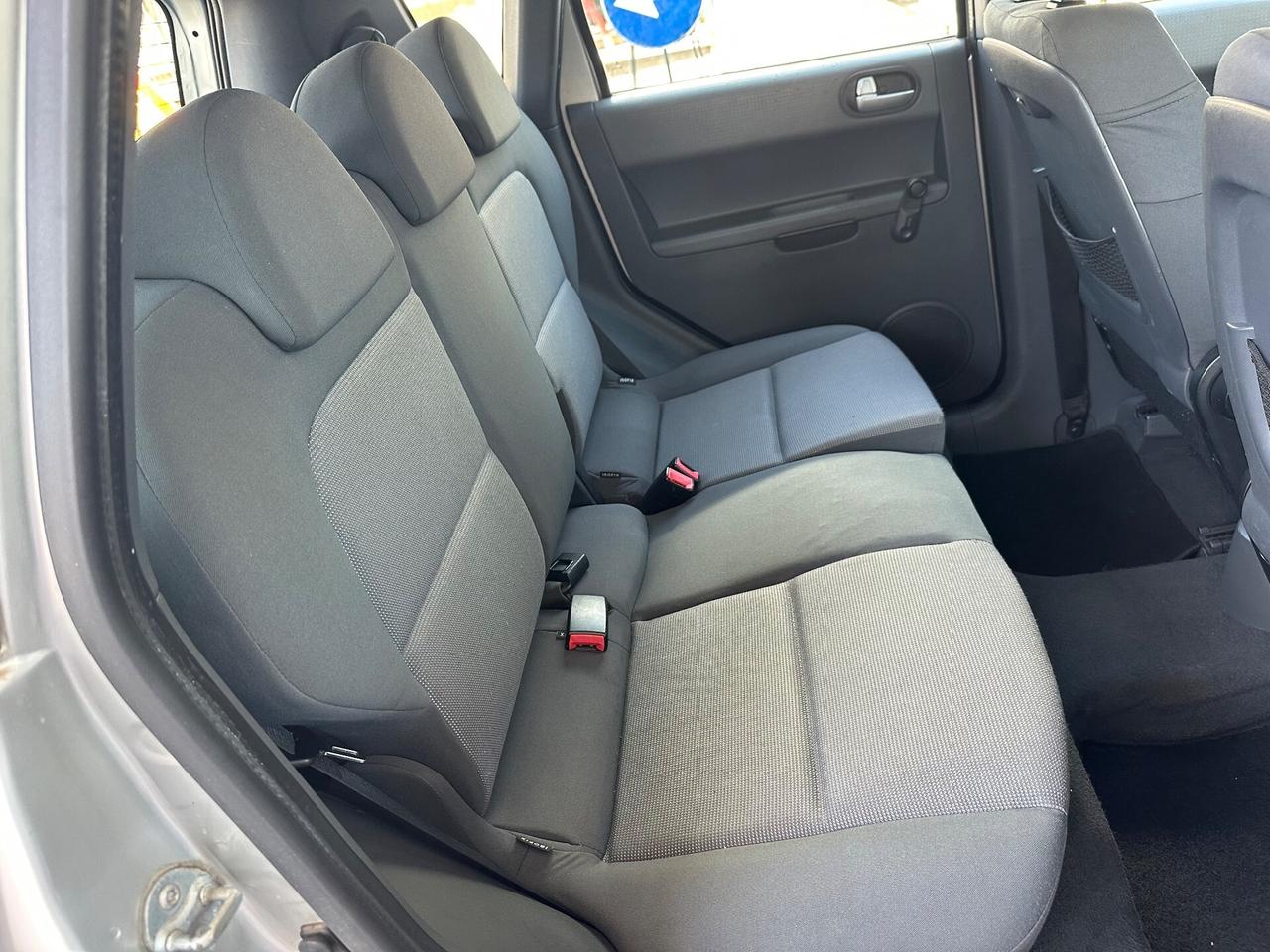 Mitsubishi Colt 1.3 16V 5p. Instyle