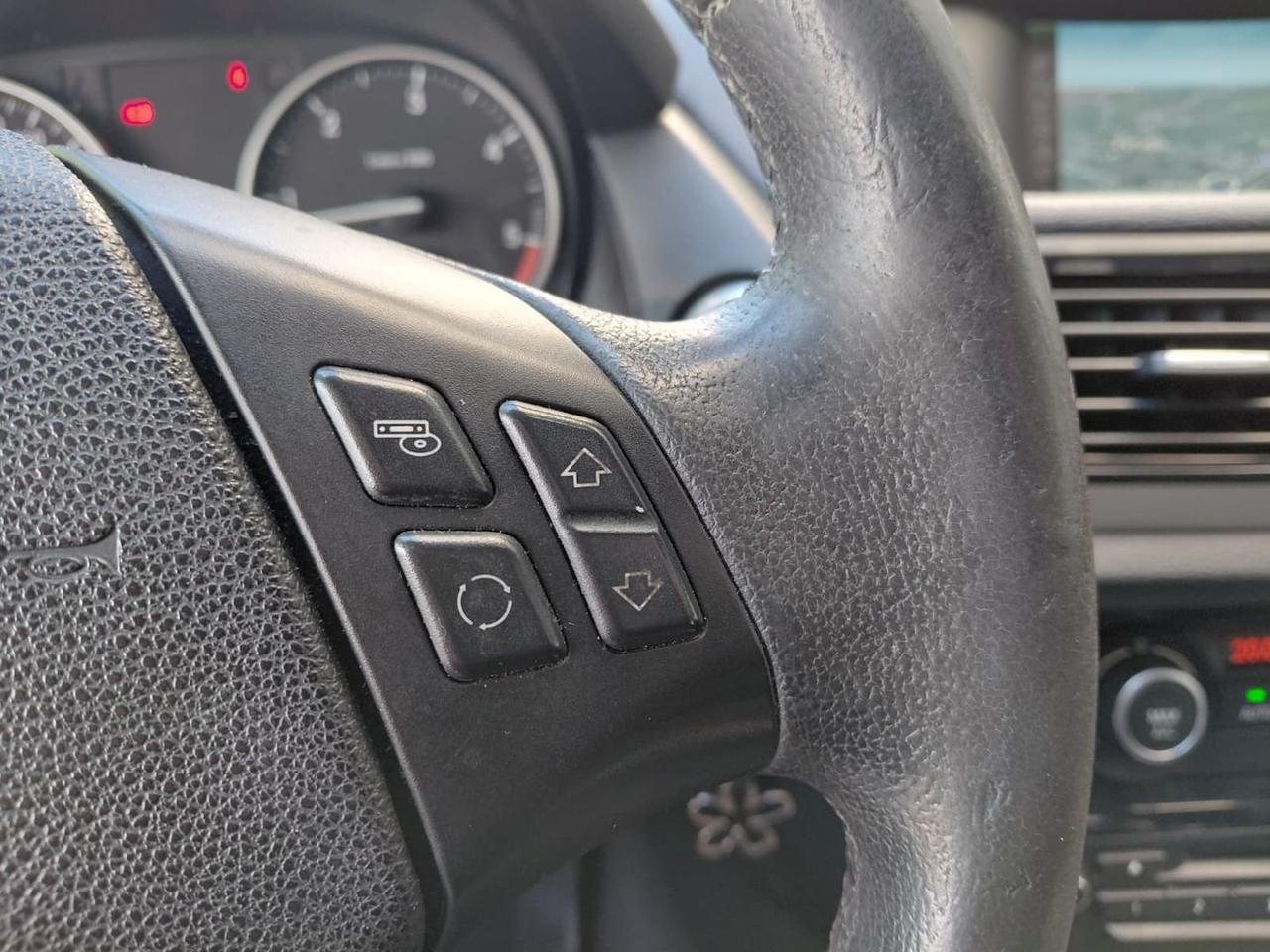 Bmw X1 Sport Line 18 d #10630