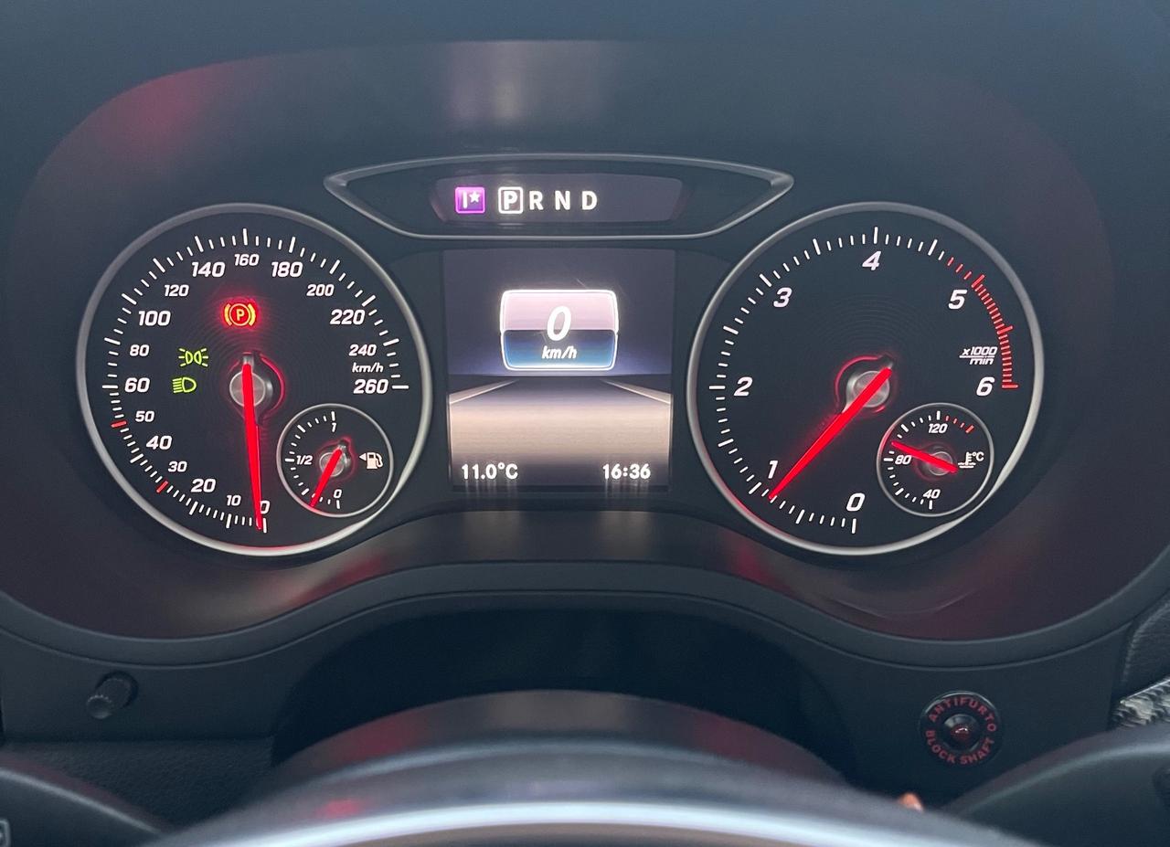 Mercedes Benz Classe B180d W246 Premium AMG 1.5 CDI 110cv