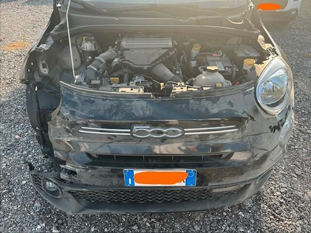 Fiat 500X 2023 1.3 MultiJet 95 CV sinistrata incidentata