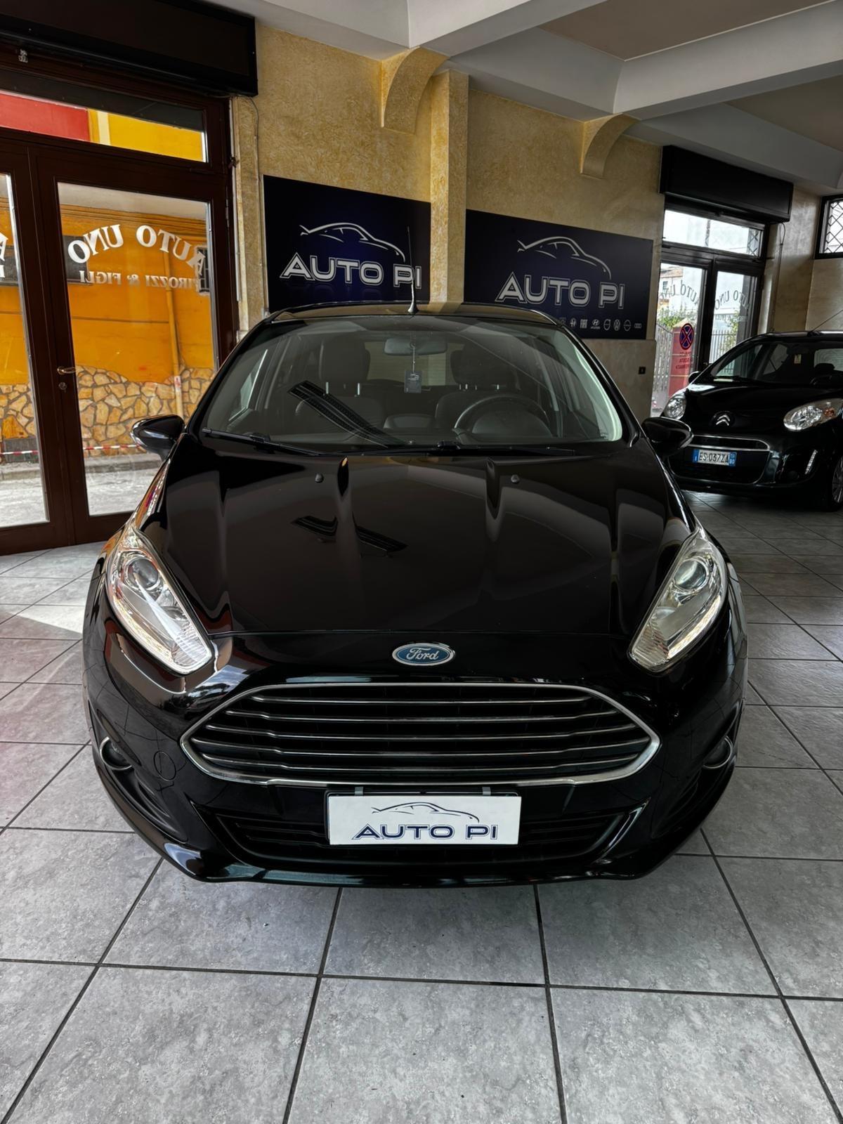 Ford Fiesta 1.5 TDCi 75CV 5 porte Titanium