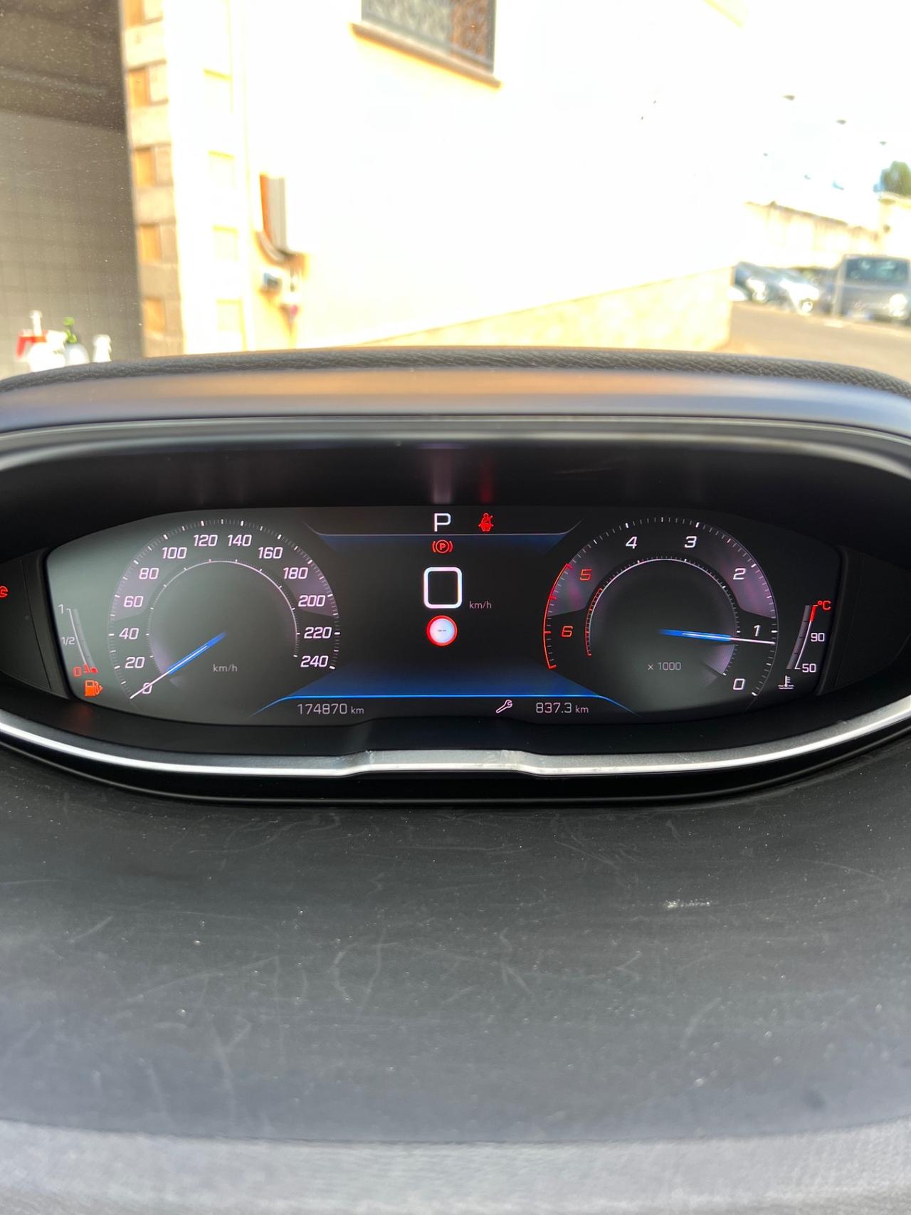Peugeot 3008 1.5 BlueHDi 120 2018