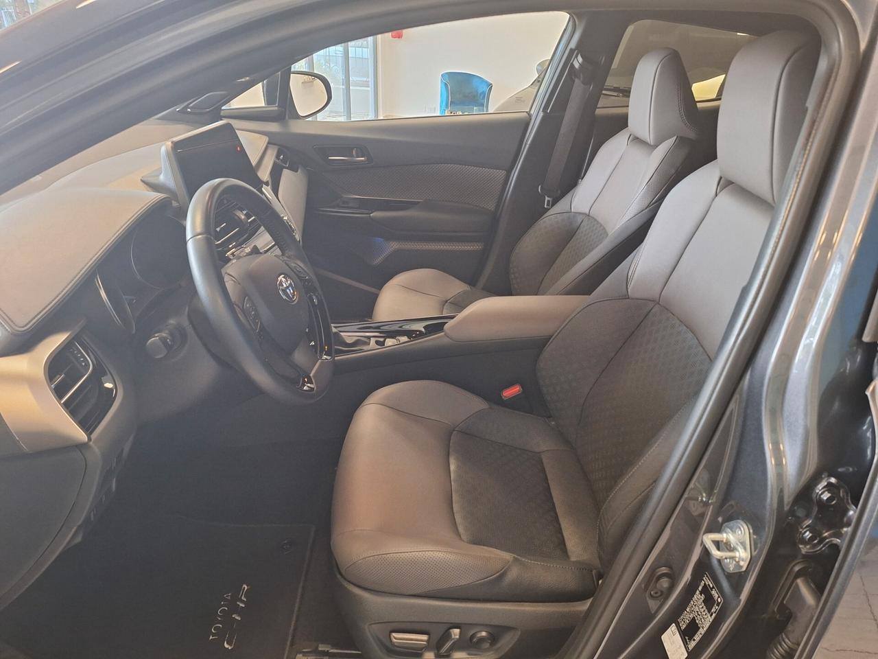 Toyota C-HR 2.0 Hybrid E-CVT Lounge
