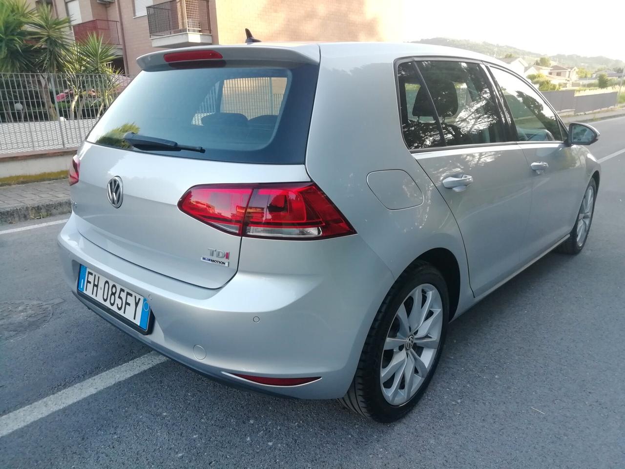 Volkswagen Golf 1.6 TDI 110 CV 5p. Highline BlueMotion Technology "UNICO PROPRIETARIO"
