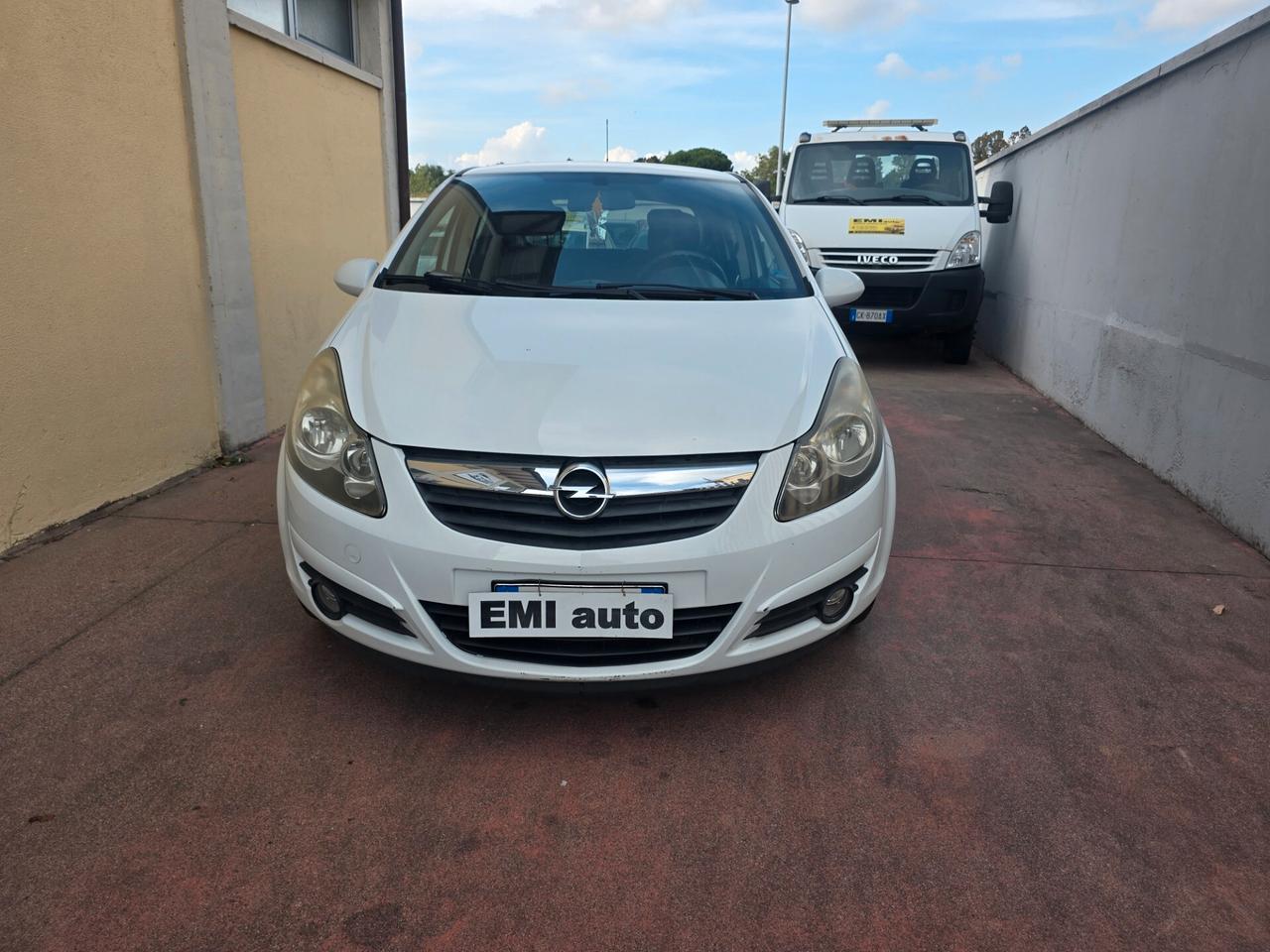 Opel Corsa 1.2 5 porte Club
