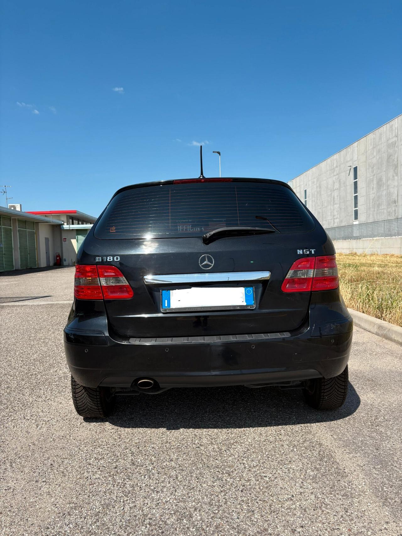 Mercedes-benz B 250 B 180 NGT BlueEFFICIENCY Executive