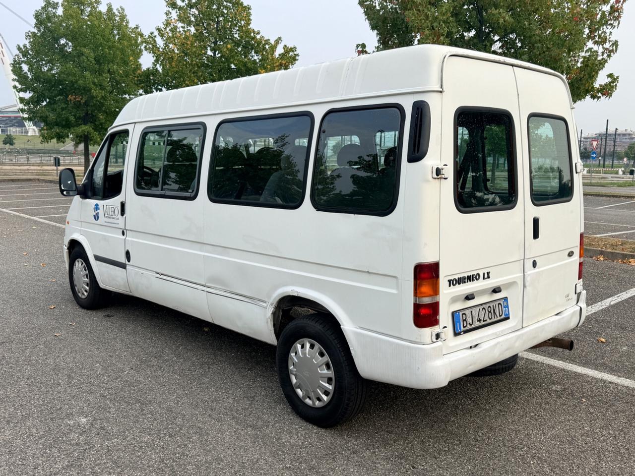 Ford Transit Tourneo Bus 2.4TD 9 POSTI