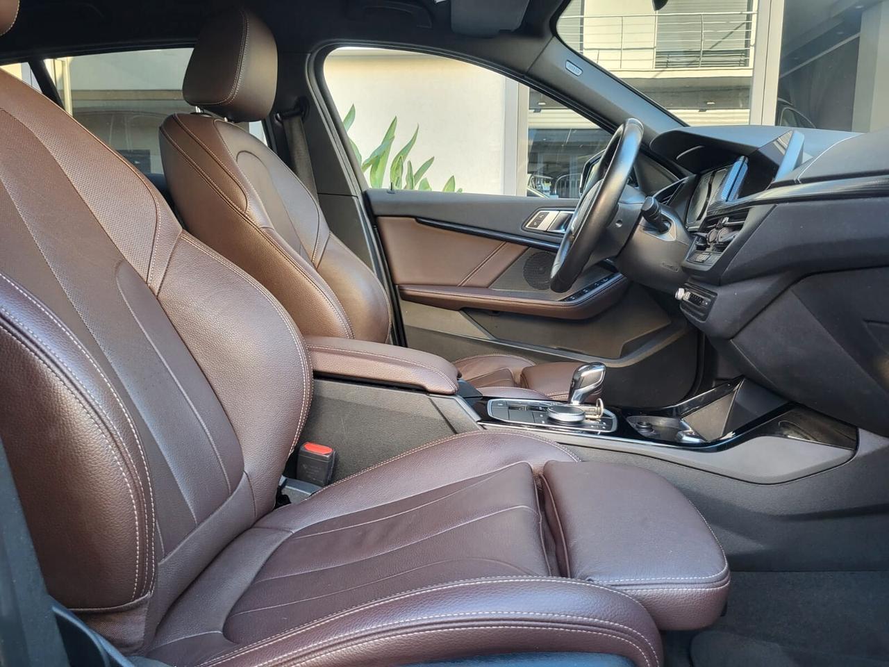 Bmw 116 M-Sport Autom.+Pelle+Full Led+Luci Ambiente...