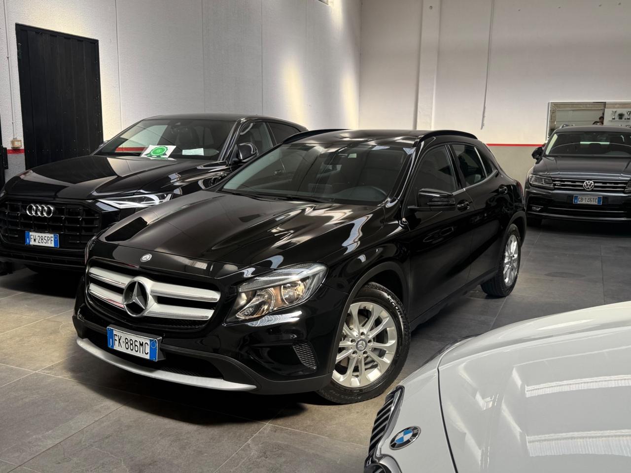 Mercedes-benz GLA 180 180d SPORT