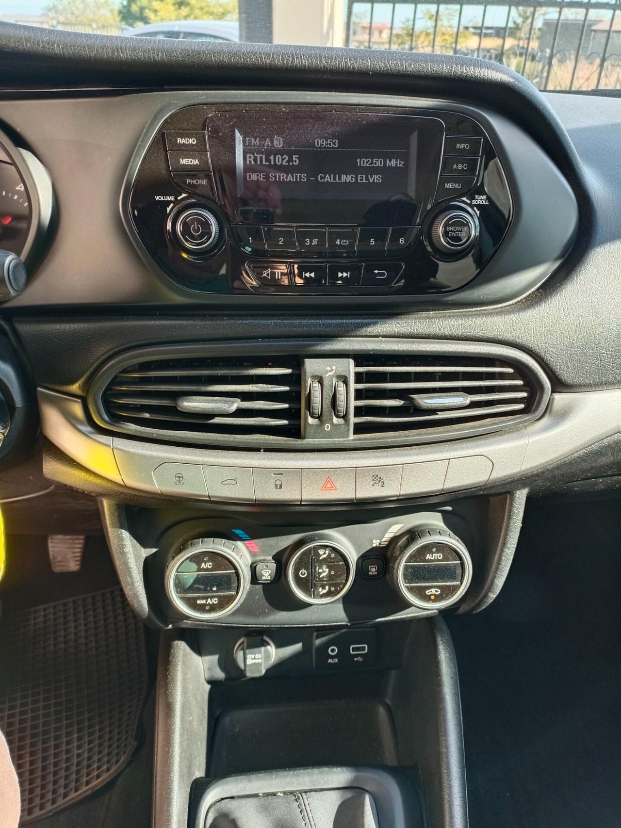 Fiat Tipo 1.4 4 porte Opening Edition Benz/gpl
