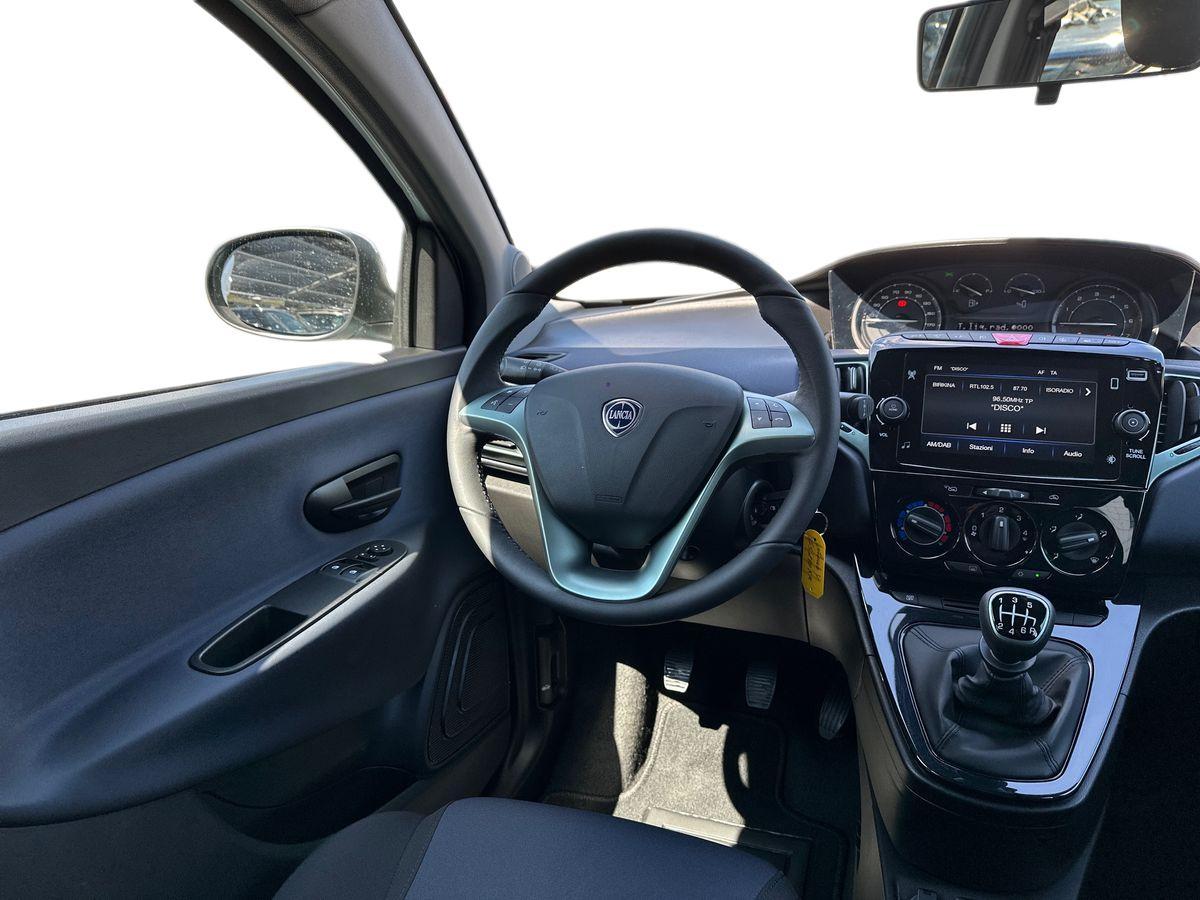 LANCIA Ypsilon III 2021 - Ypsilon 1.0 firefly hybrid Gold s&s 70cv