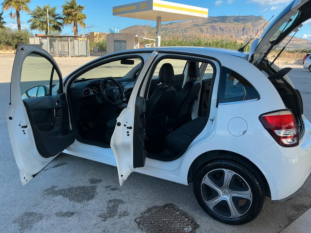 Citroen C3 PureTech 82 Live Edition