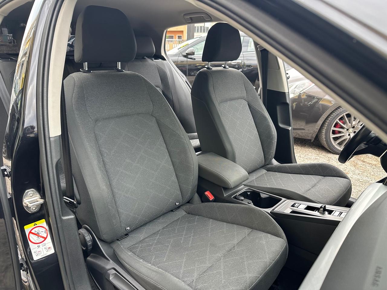 Volkswagen Golf 1.0 eTSI EVO DSG Life