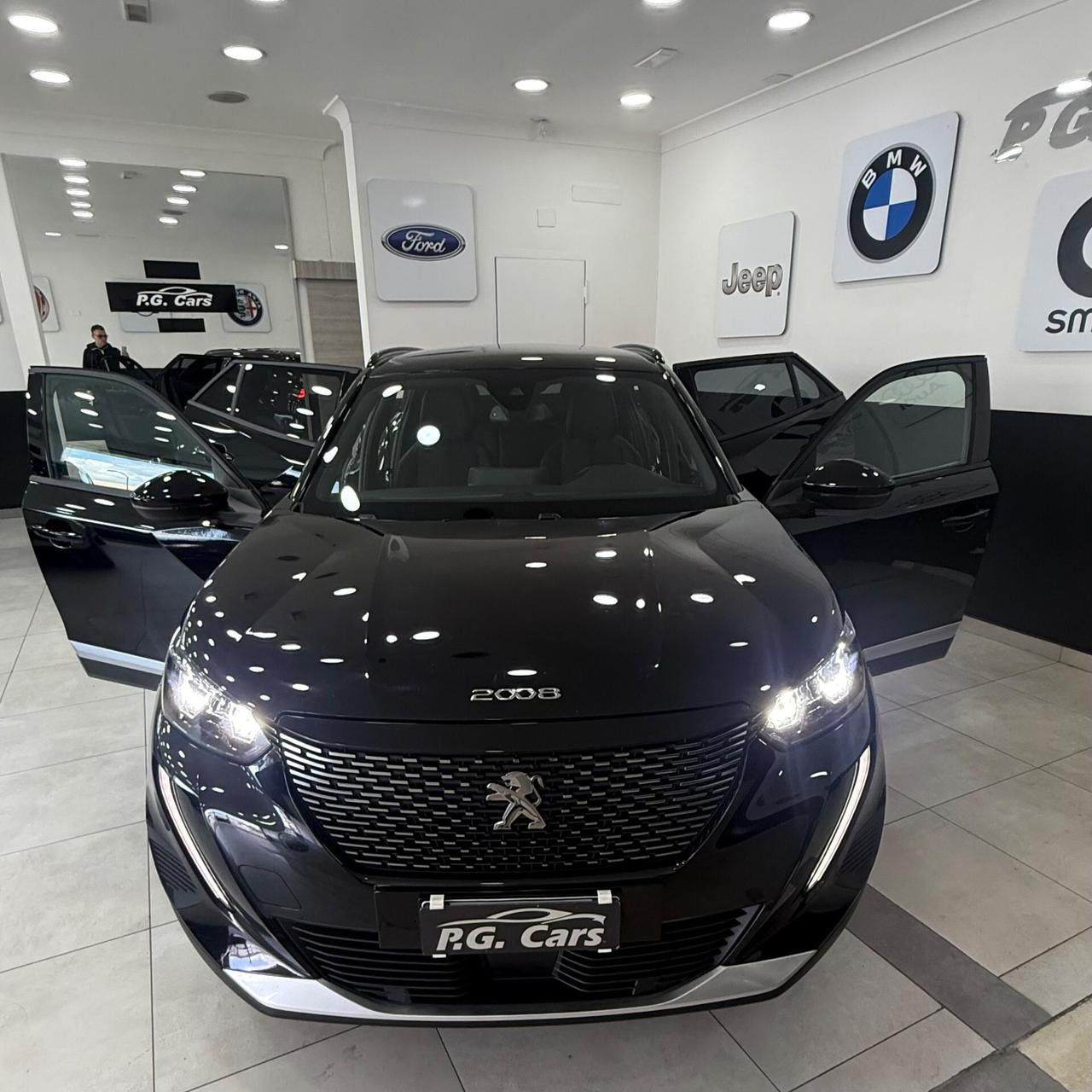 Peugeot 2008 BlueHDi 130 S&S EAT8 Allure