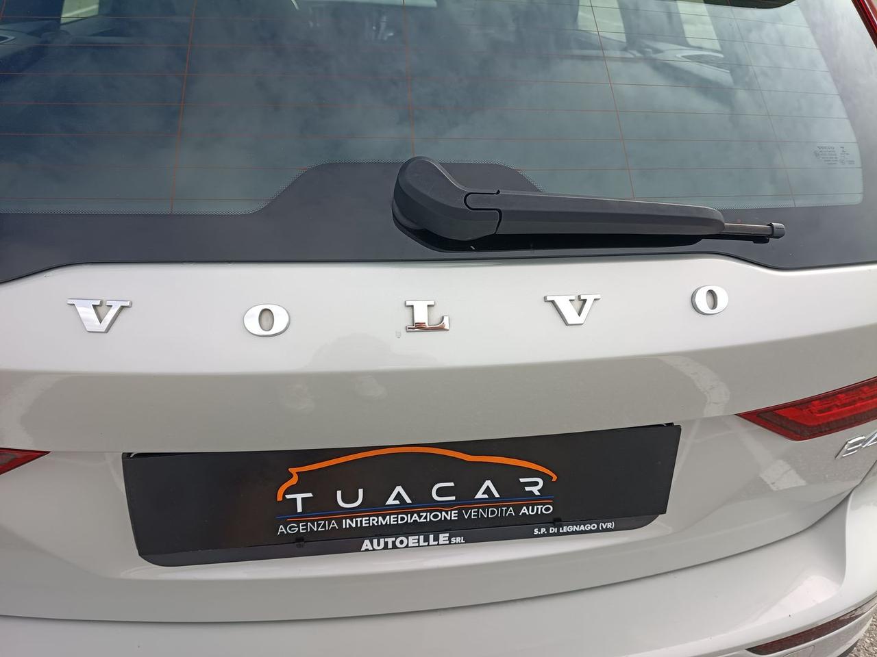 Volvo V60 momentum business pro 2.0 b4 mhev #12002