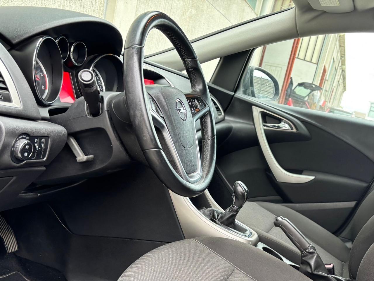 Opel Astra 1.7 CDTI 125CV 5 porte Cosmo