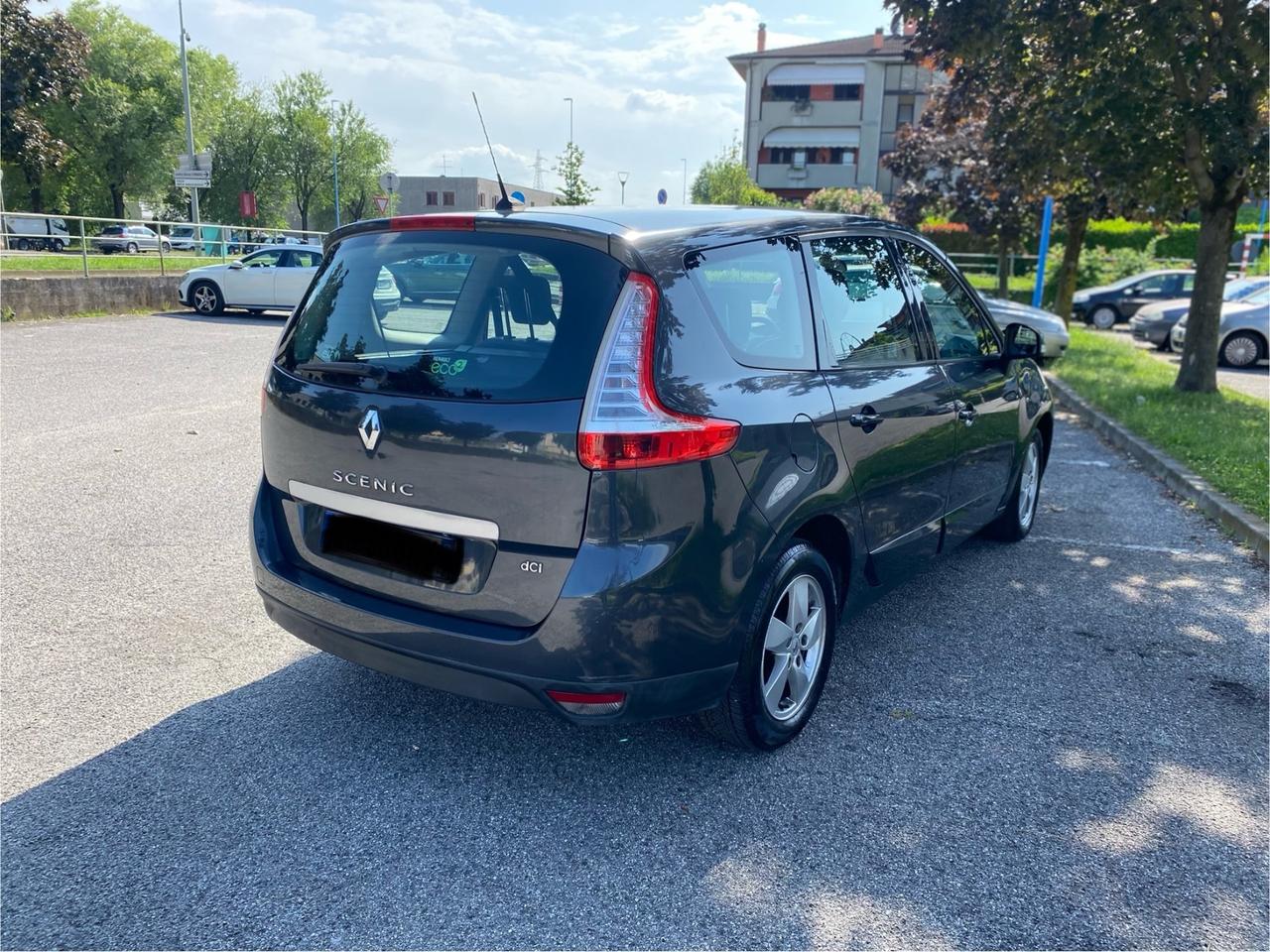 Renault Scenic Scénic 1.5 dCi 7 POSTI