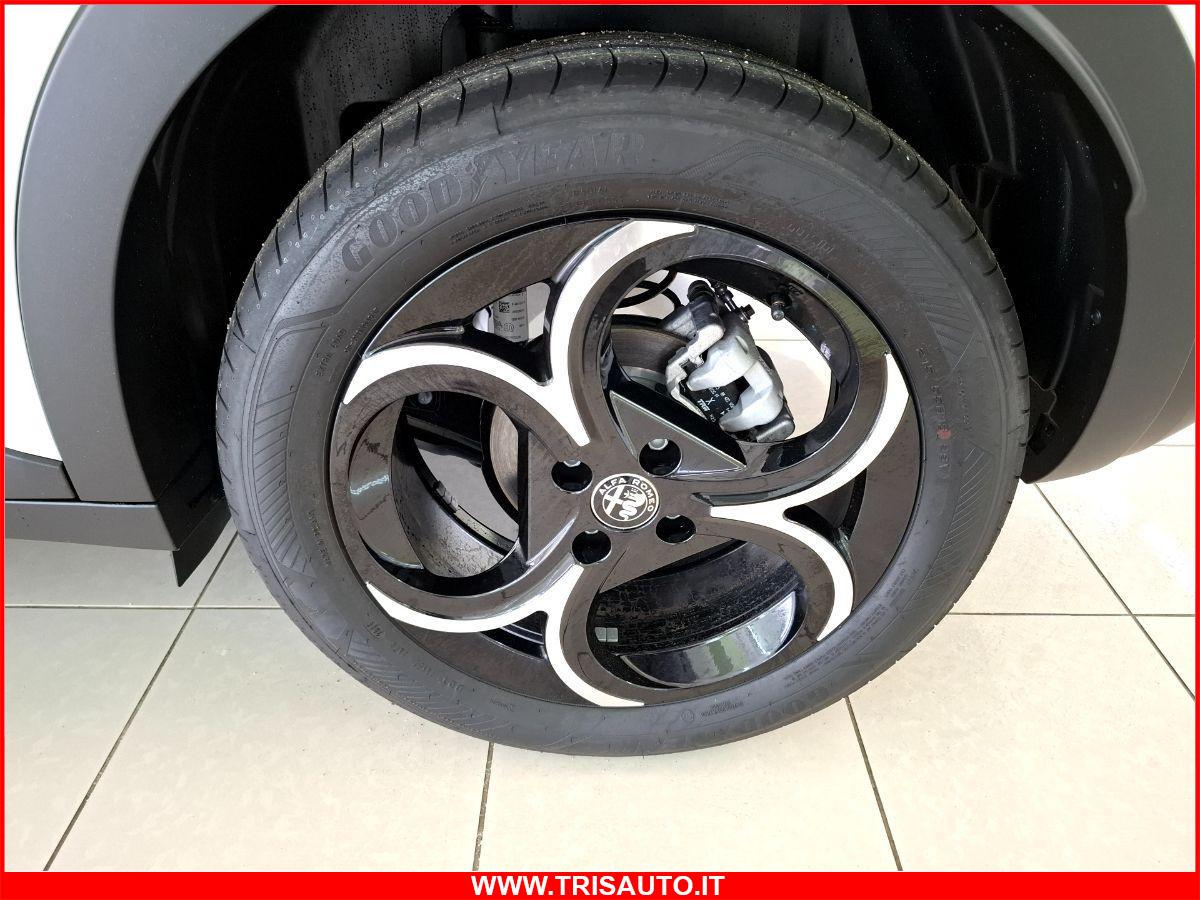 ALFA ROMEO Junior 1.2T Hybrid eDCT6 145cv Speciale NEOPATENTATI IVATA