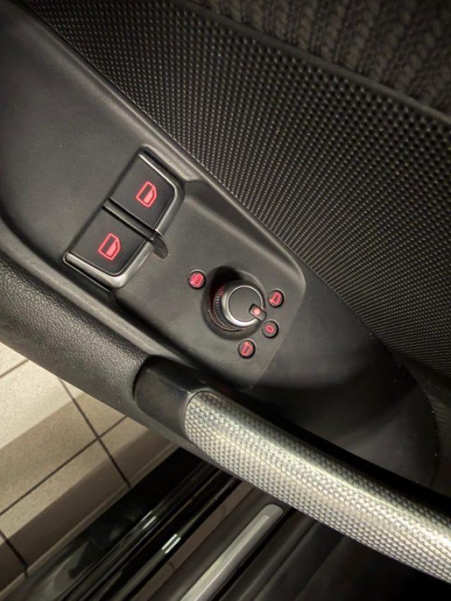 AUDI TT Coupé 1.8 TFSI S line //BELL1SS1MA//