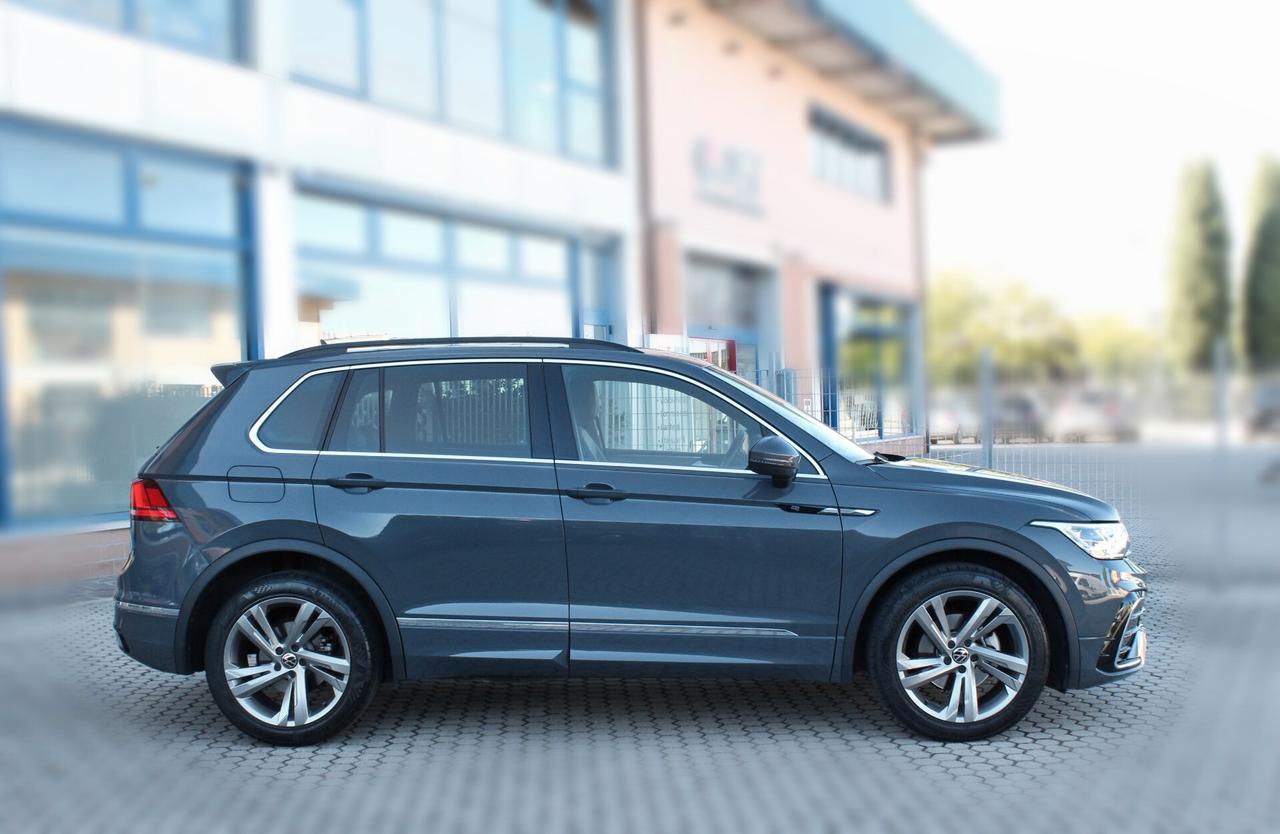Volkswagen Tiguan 2.0 TDI 150 CV SCR DSG R-Line