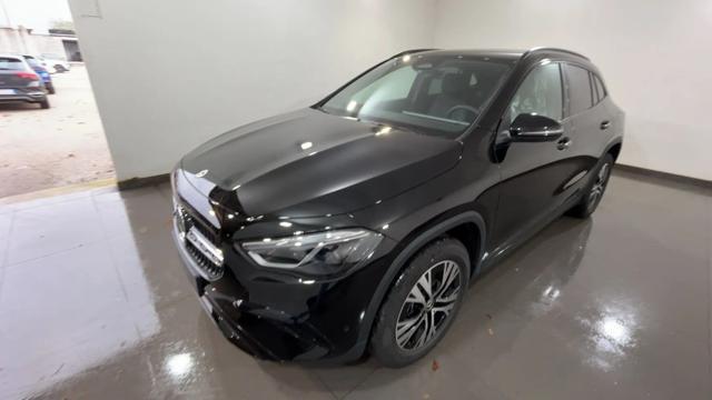 MERCEDES-BENZ GLA 200 d Automatic Advanced
