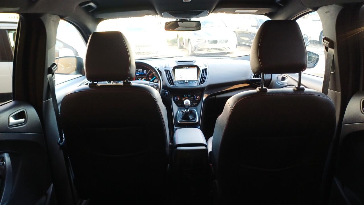 Ford Kuga 1.5 TDCI 120 CV S&S 2WD ST-Line