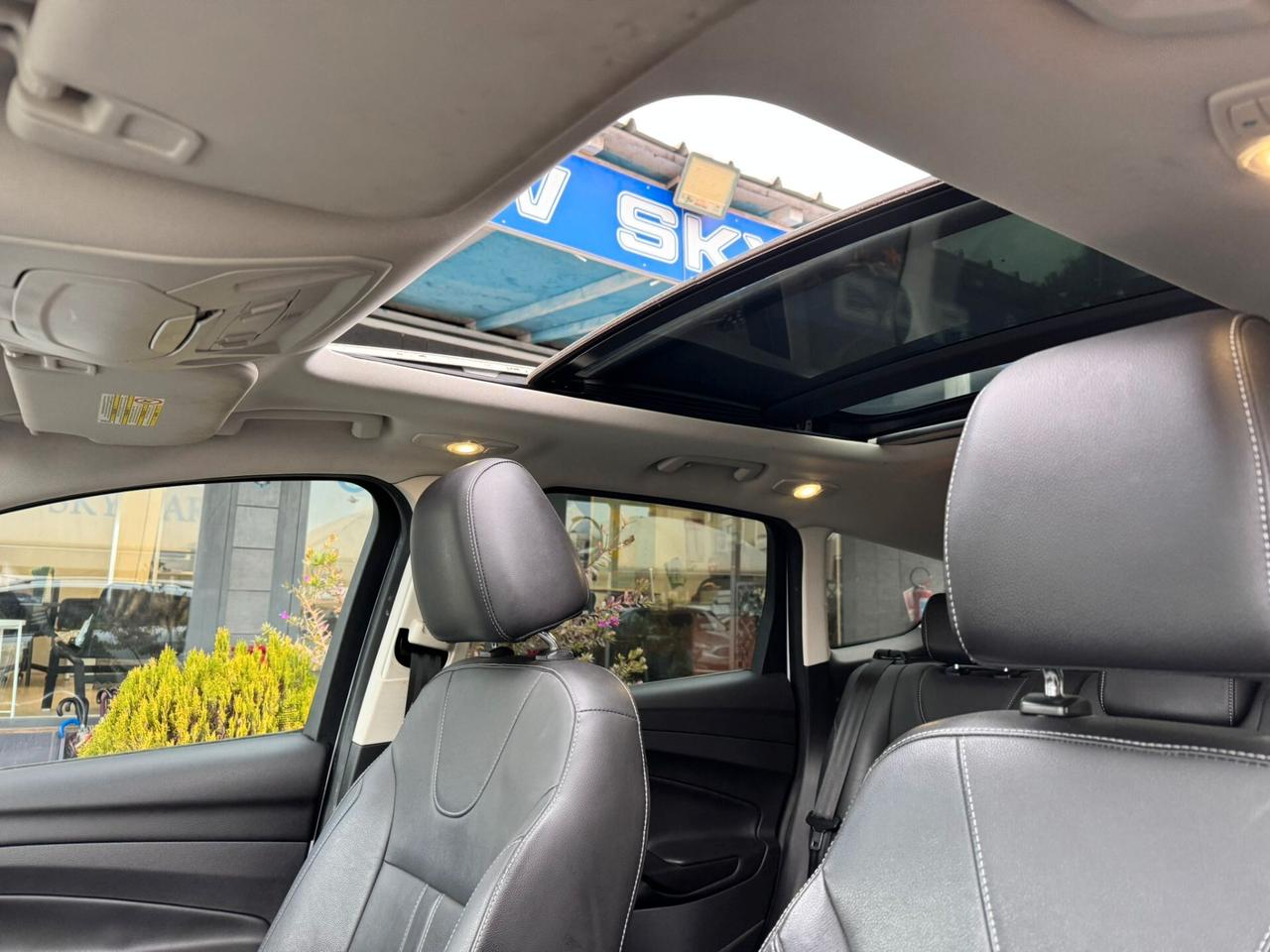 Ford Kuga 2.0 TDCI 163 CV 4WD Powershift Titanium