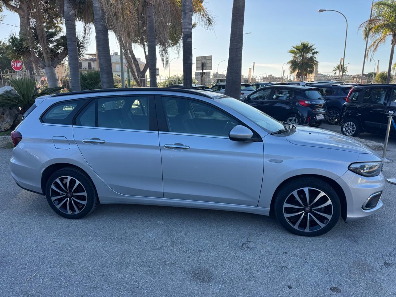 Fiat Tipo 1.6 Mjt S&S SW Lounge