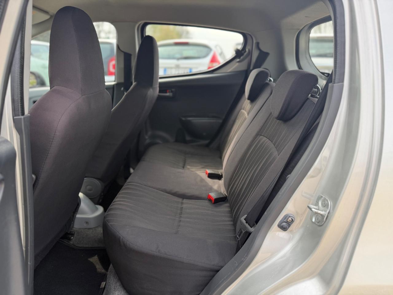 Nissan Pixo 1.0GPL (CAMBIO AUTOMATICO)