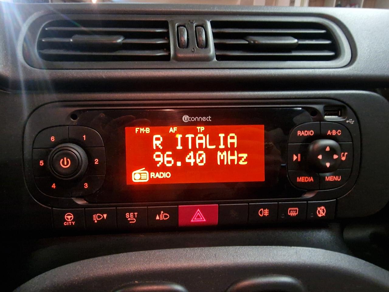 Fiat Panda 1.2 Connected by Wind 109 mila chilometri