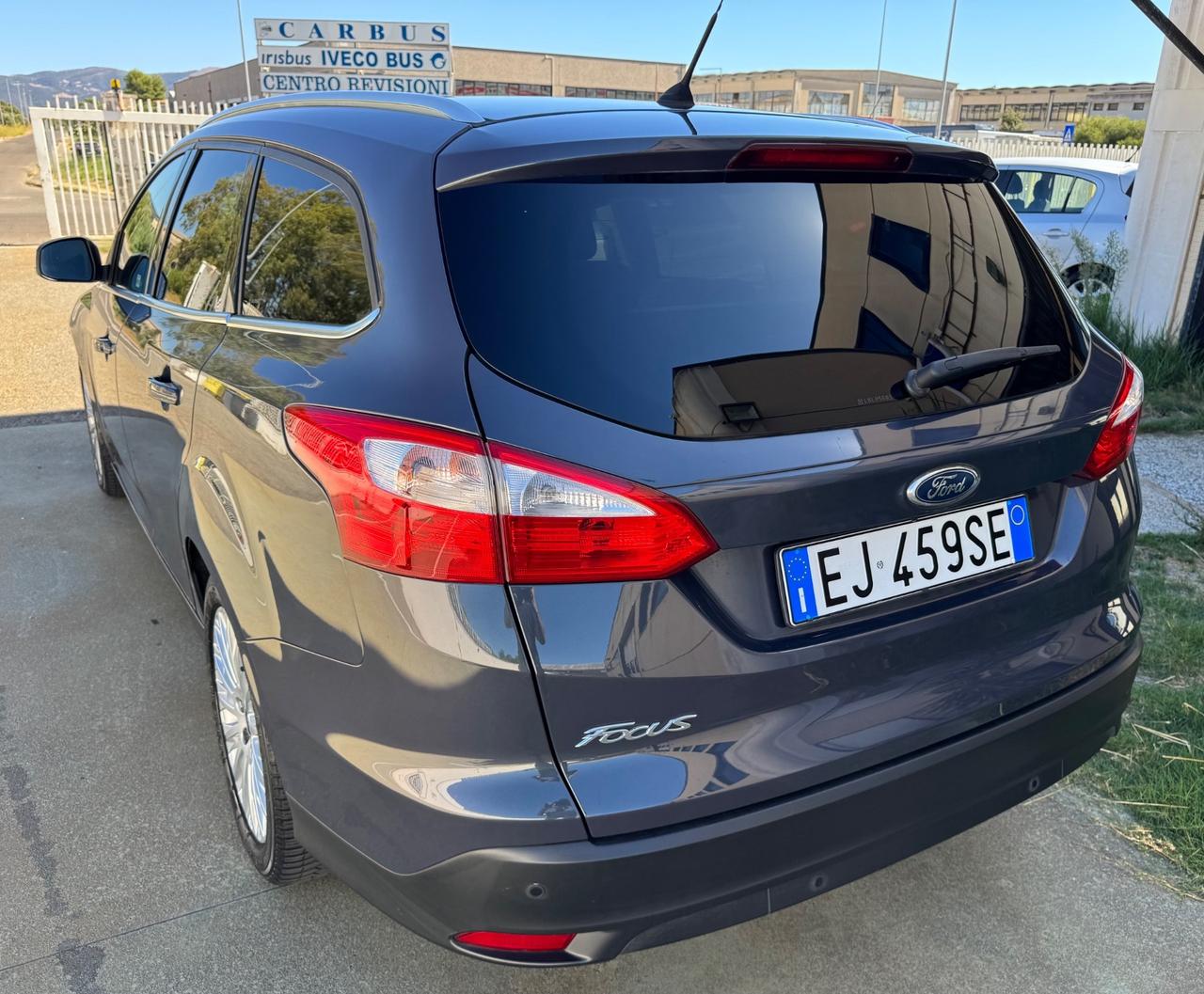 Ford Focus 1.6 TDCi 115 CV SW Titanium -122.000 KM-