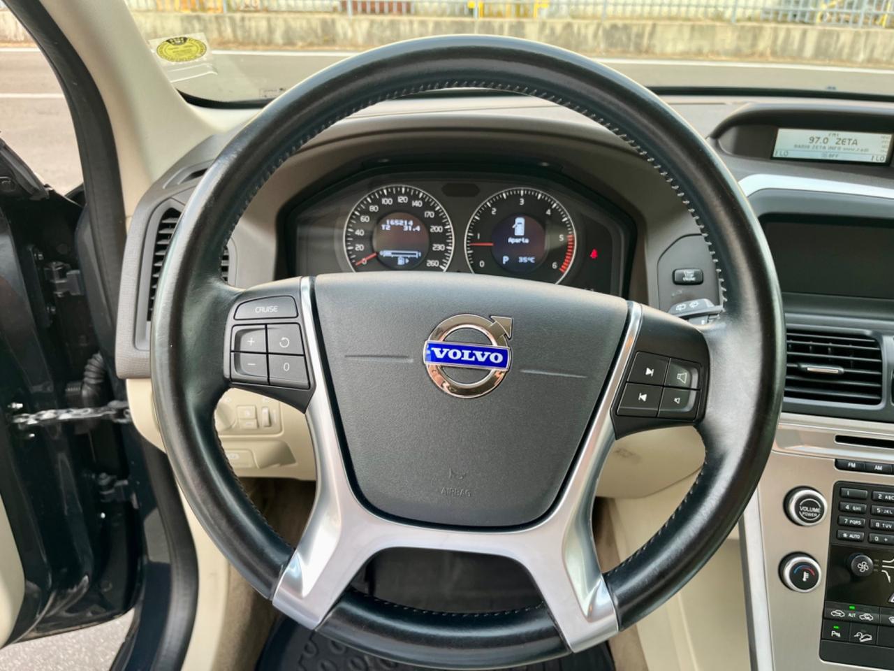 Volvo XC60 2.4d 2010 165.000km 4x4 perfetta