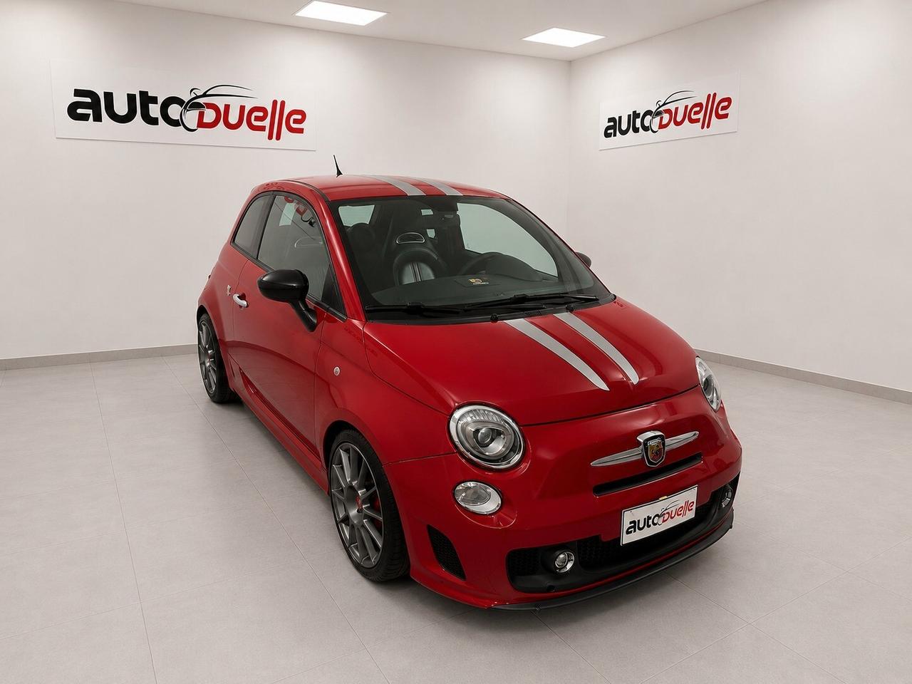 Abarth 500 1.4 Turbo T-Jet ESSESSE