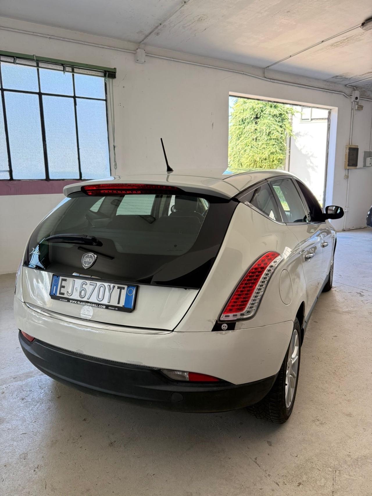 Lancia Delta 1.6 MJT DPF Selectronic Platinum
