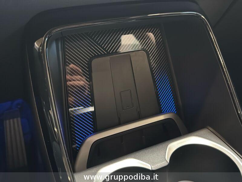 BMW X1 U11 sdrive18d X-Line auto