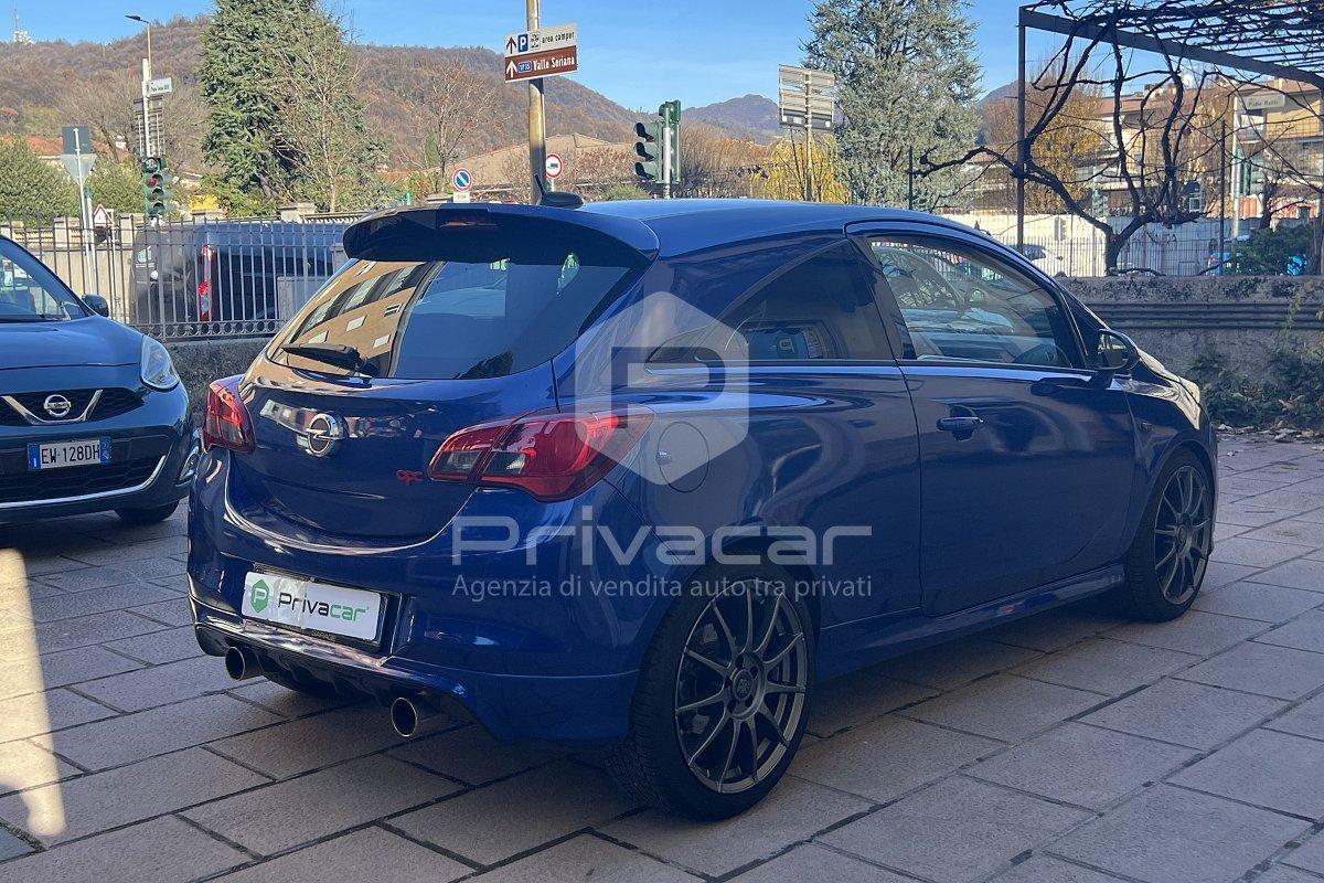 OPEL Corsa 1.6 Turbo Coupé OPC