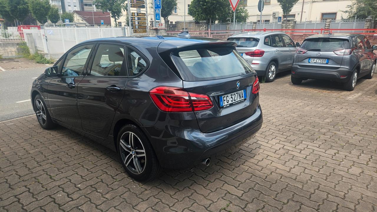 Bmw 218 d Active Tourer Xdrive Sport C.AUTO- NAVY-CRUISE-