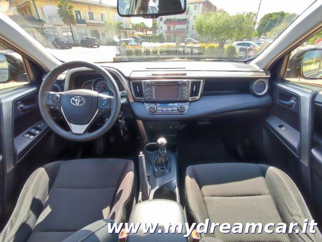 TOYOTA RAV 4 MY23 RAV4 2.2 D-4D 150 CV Lounge