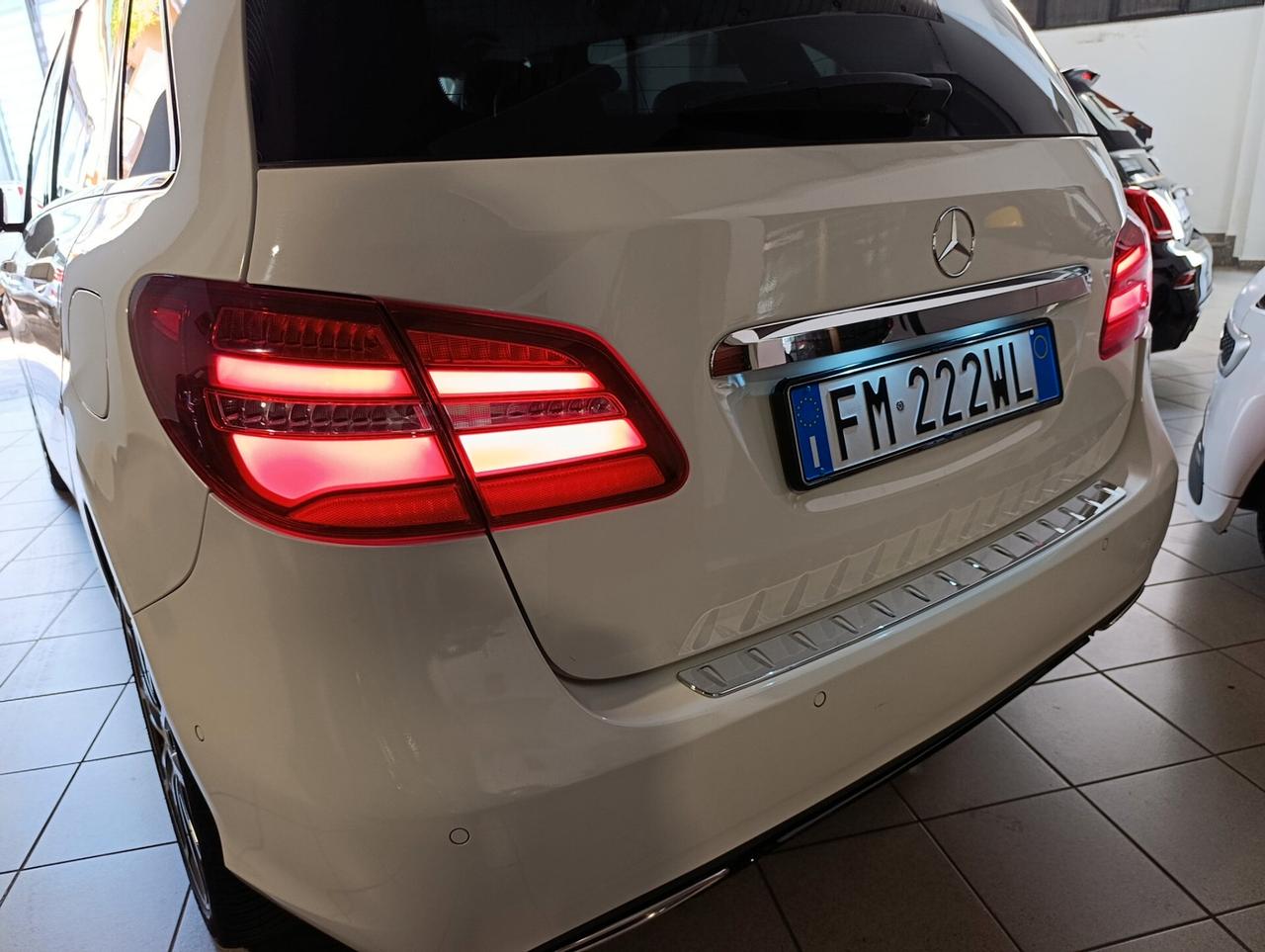Mercedes-benz B180 d Euro 6 Sport Pack Night restyling Navi/Led/Full