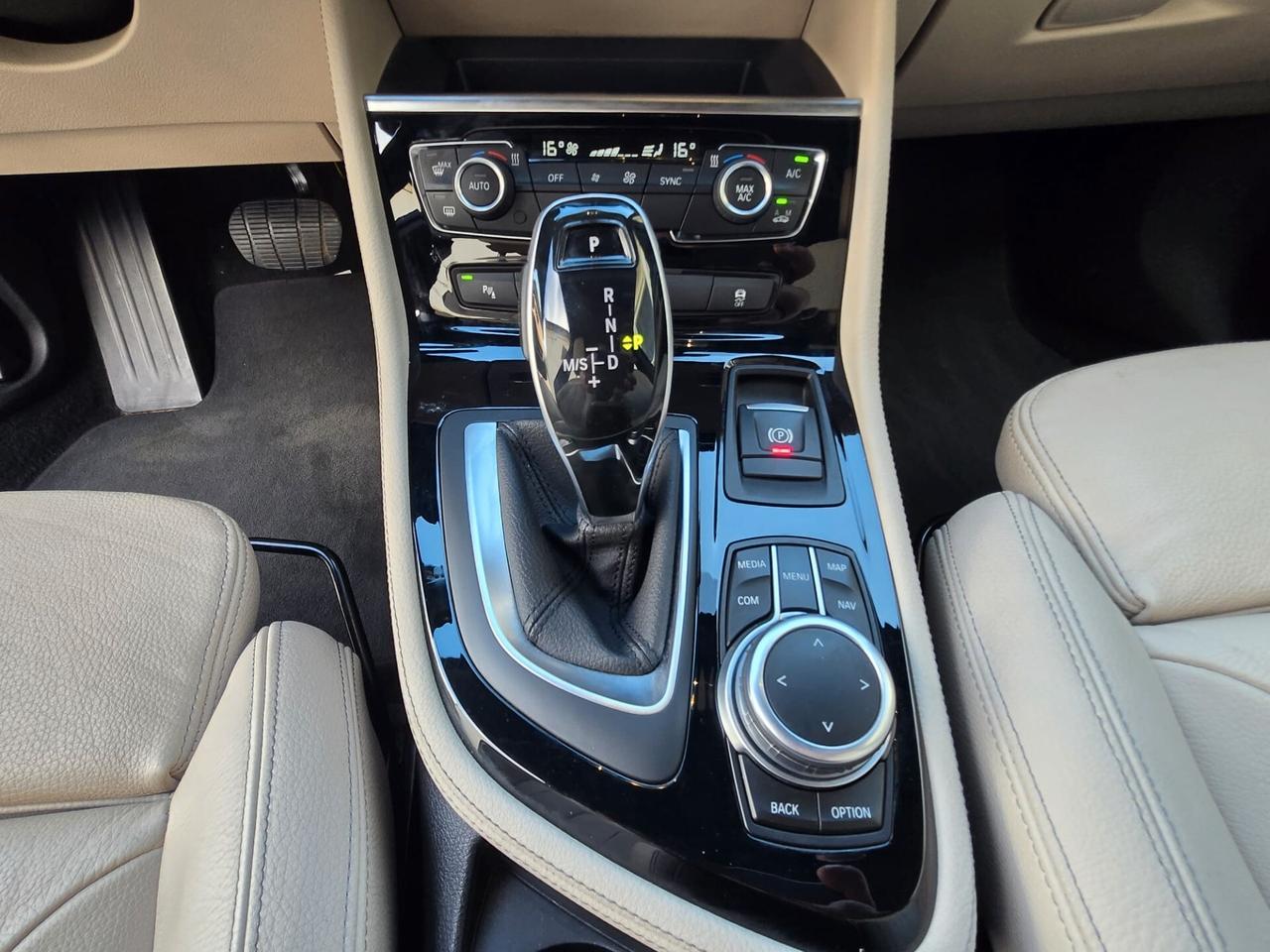 Bmw 216d Active Tourer Luxury