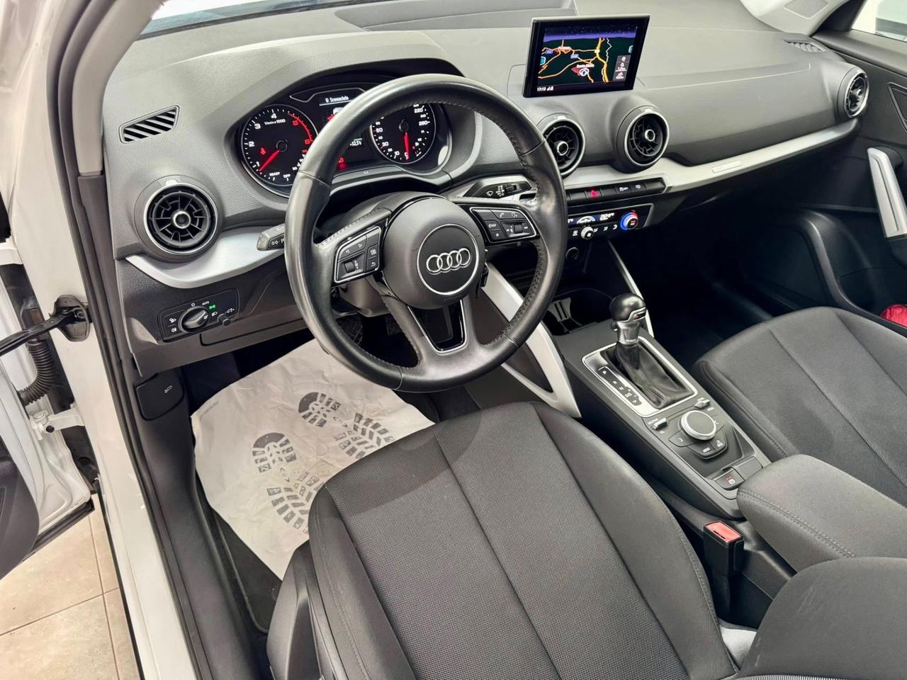 Audi Q2 30 TDI S tronic Business Design
